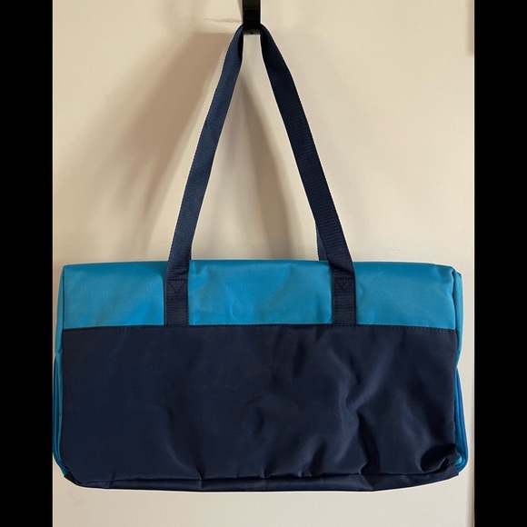 DSW Large Two Tone Blue Tote with Interesting Pockets - Picture 2 of 12